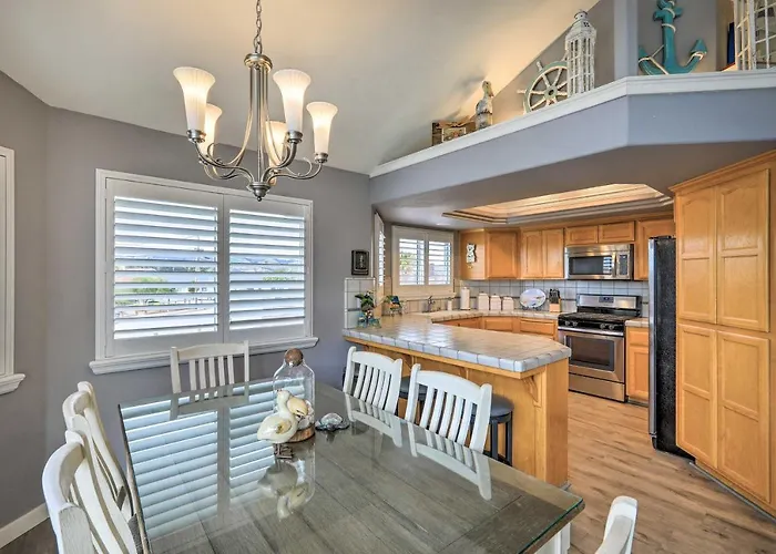 Ideally Located Ocean Escape Near Beach & Wineries